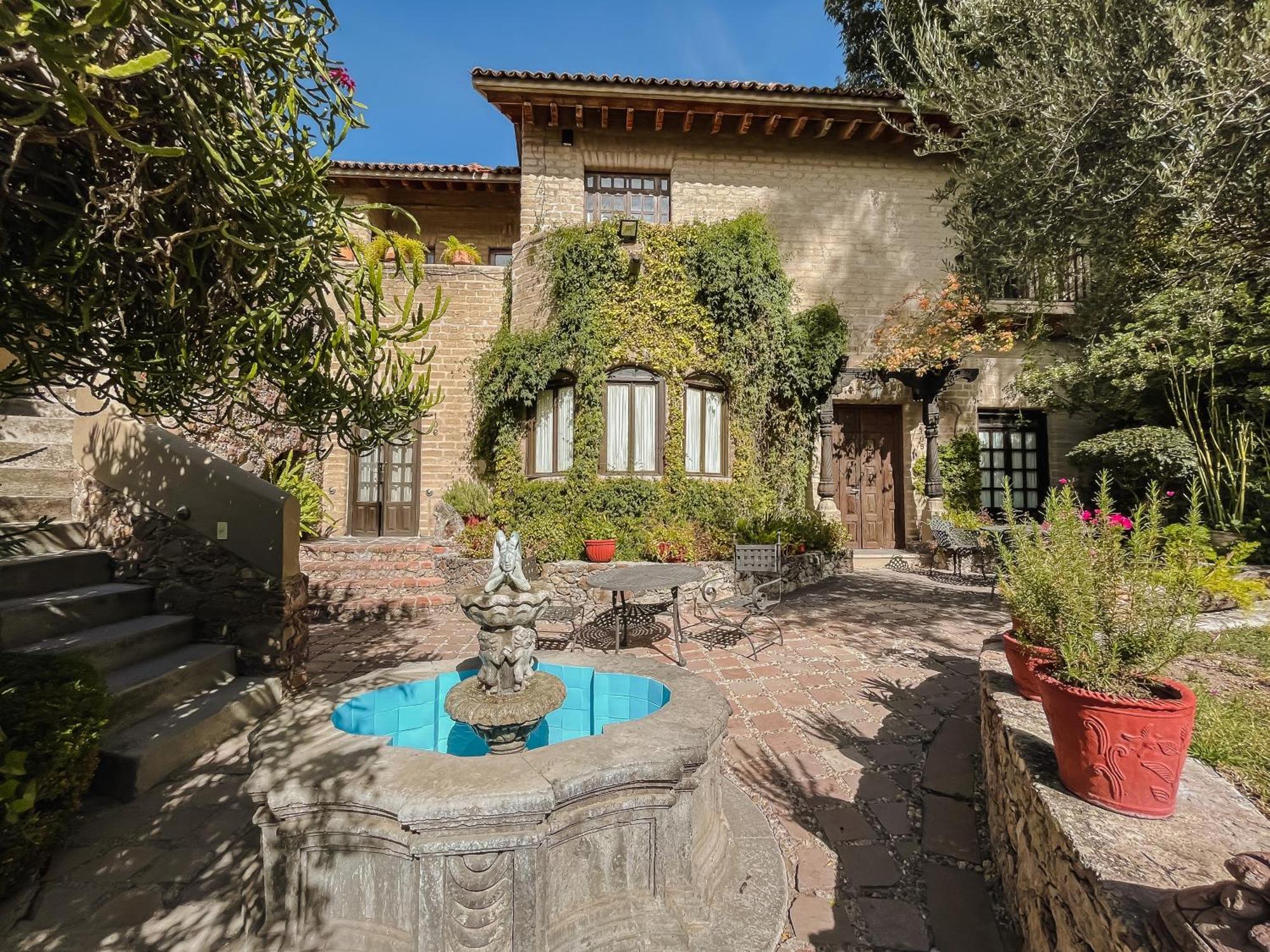 לינה וארוחת בוקר סאן מיגל דה אלנדה Casa Liza מראה חיצוני תמונה