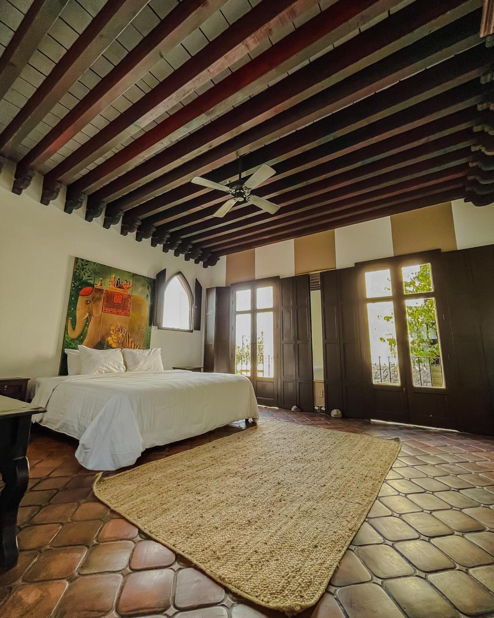 לינה וארוחת בוקר סאן מיגל דה אלנדה Casa Liza מראה חיצוני תמונה