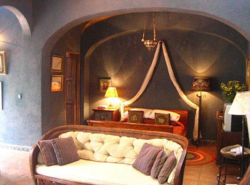 לינה וארוחת בוקר סאן מיגל דה אלנדה Casa Liza מראה חיצוני תמונה